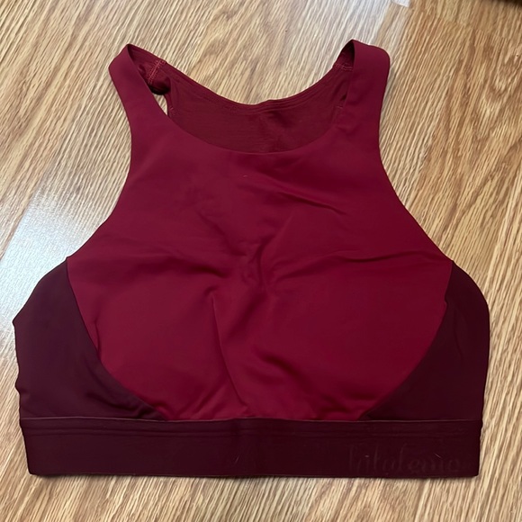 Lululemon Box it Out bra high neck red size 4 - Picture 1 of 3
